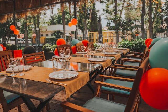 Cafe or Restaurant for Birthday Party Celebration | Picture Credit: Pexels.com