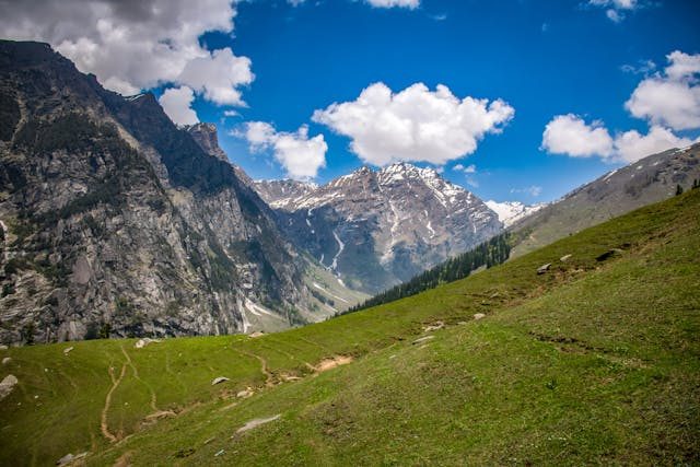 Hill Stations in India | Picture Credit: Pexels.com