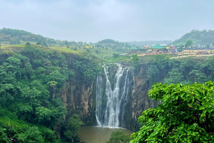 patalpani waterfall